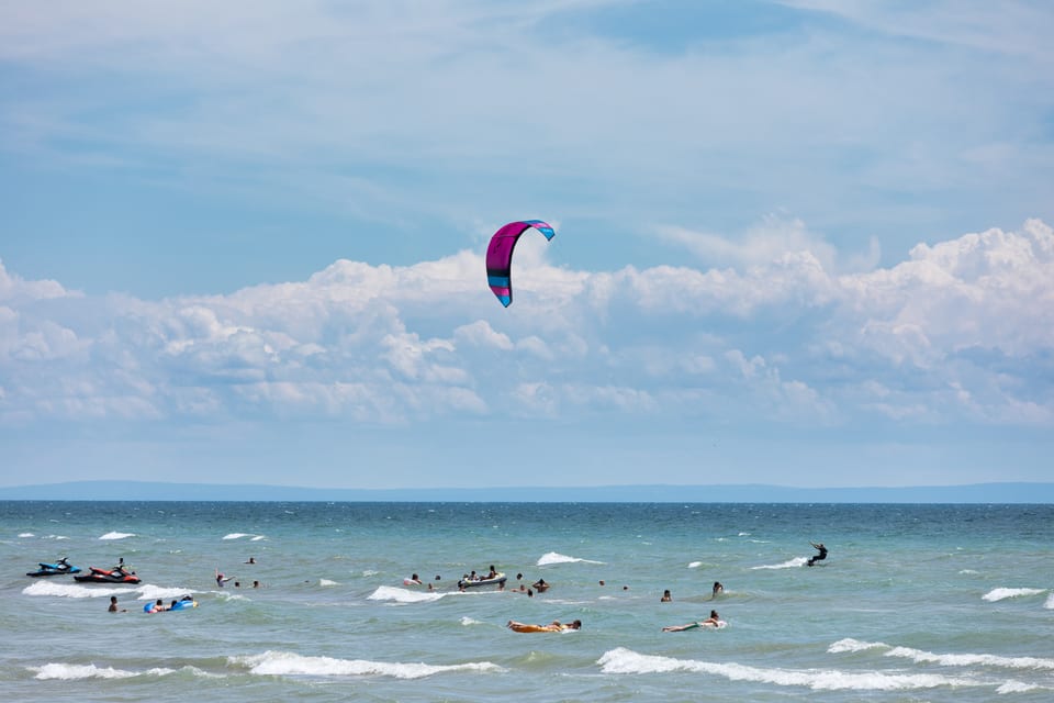 Kite surfing off Long Beach