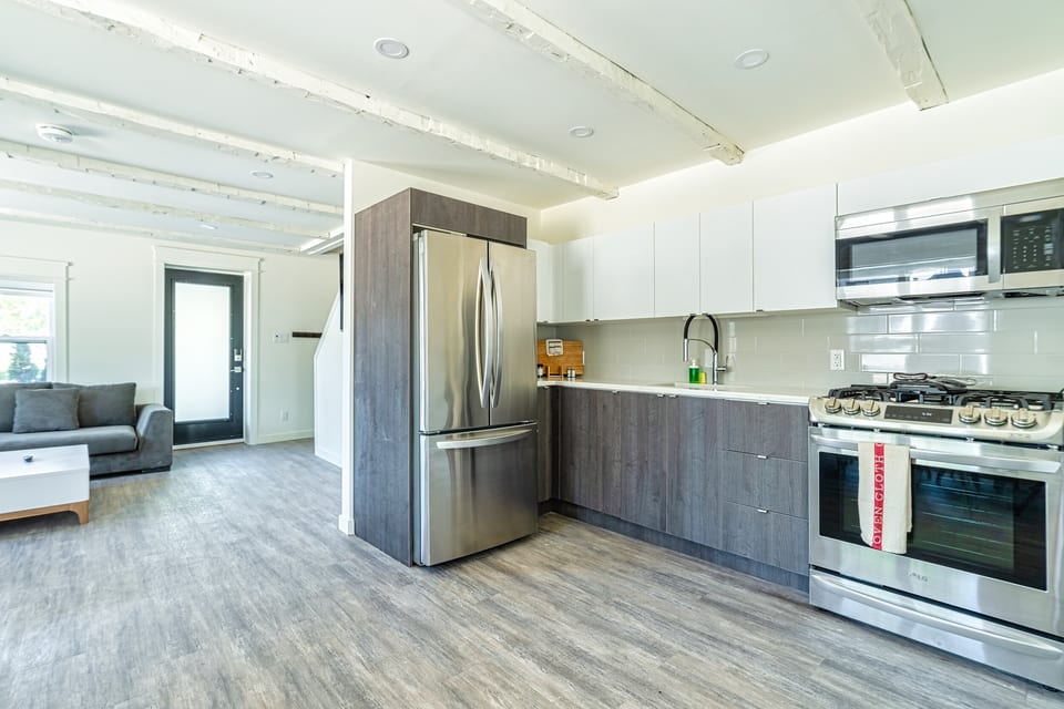 Cottage 1 Wide Kitchen Shot HDR, The Long Beach Resort