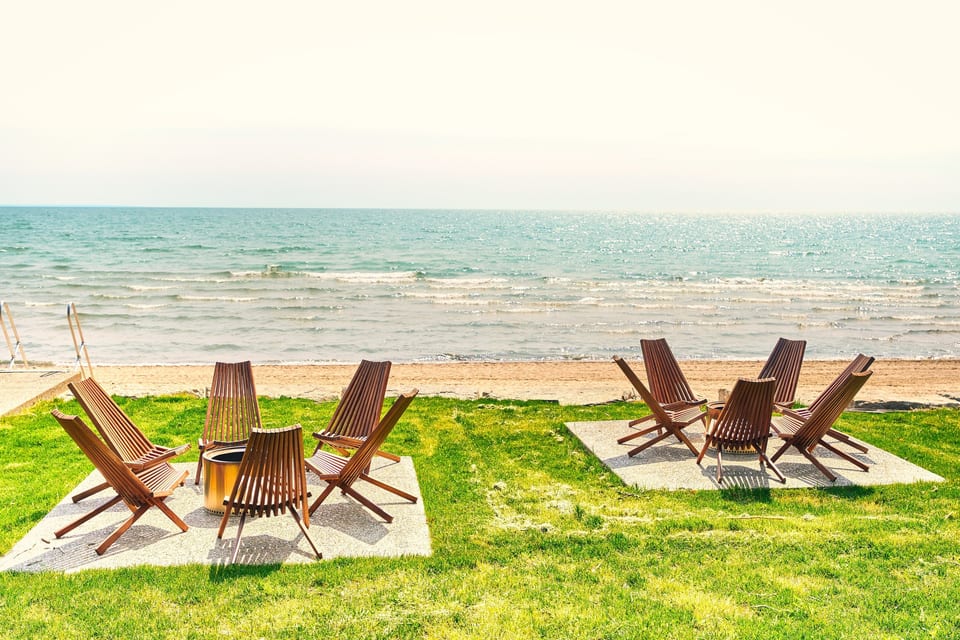 Cottage 17 Outdoors, The Long Beach Resort