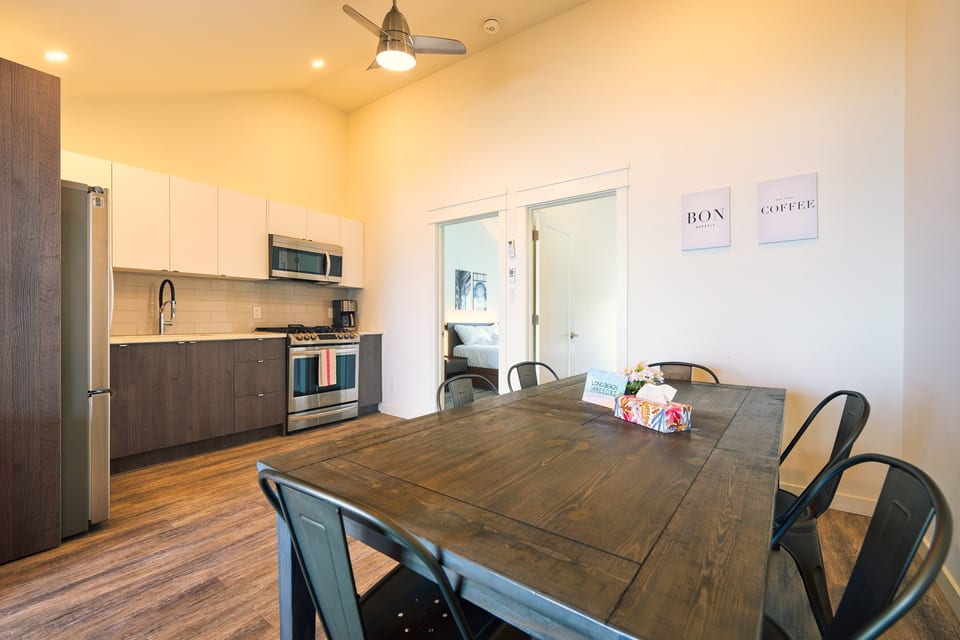 Representative cottage interior at The Long Beach Resort (photographed in Cottage 20; Cottage 18 shares this layout)