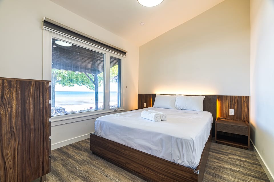 Cottage 3 Bedroom 3, The Long Beach Resort