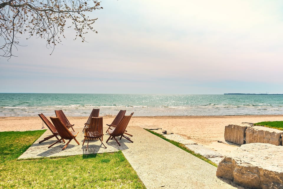 Cottage 5 Outdoor 1, The Long Beach Resort
