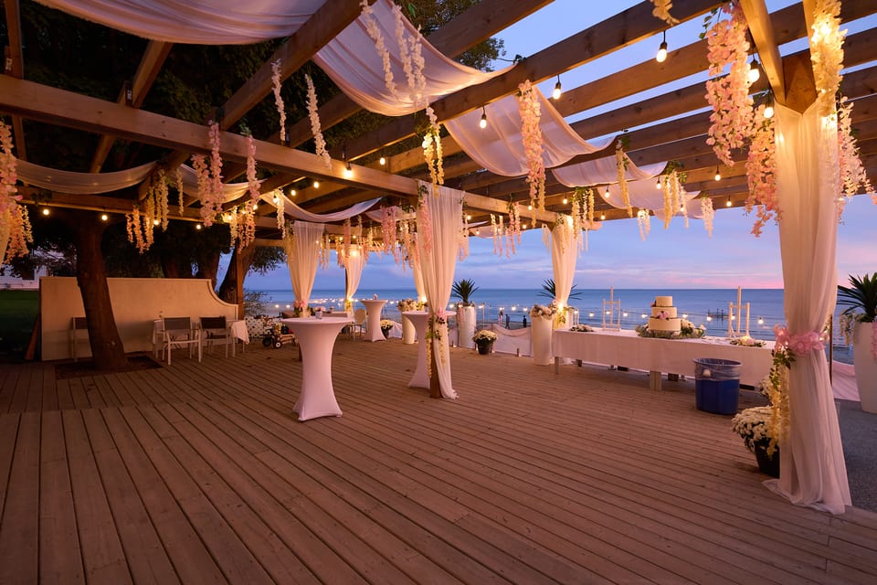 The pergola in the evening at Long Beach Resort