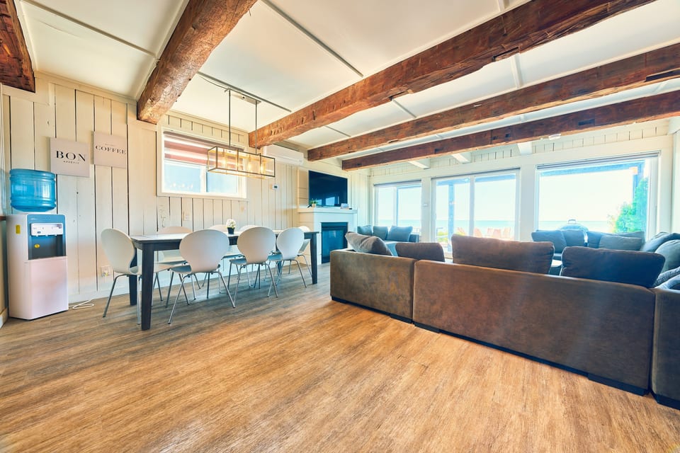 Suite 200 Interior 3, The Long Beach Resort