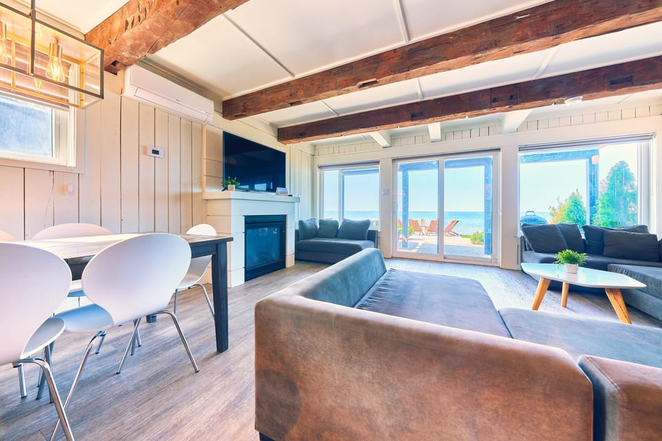 Suite 200 Interior 4, The Long Beach Resort