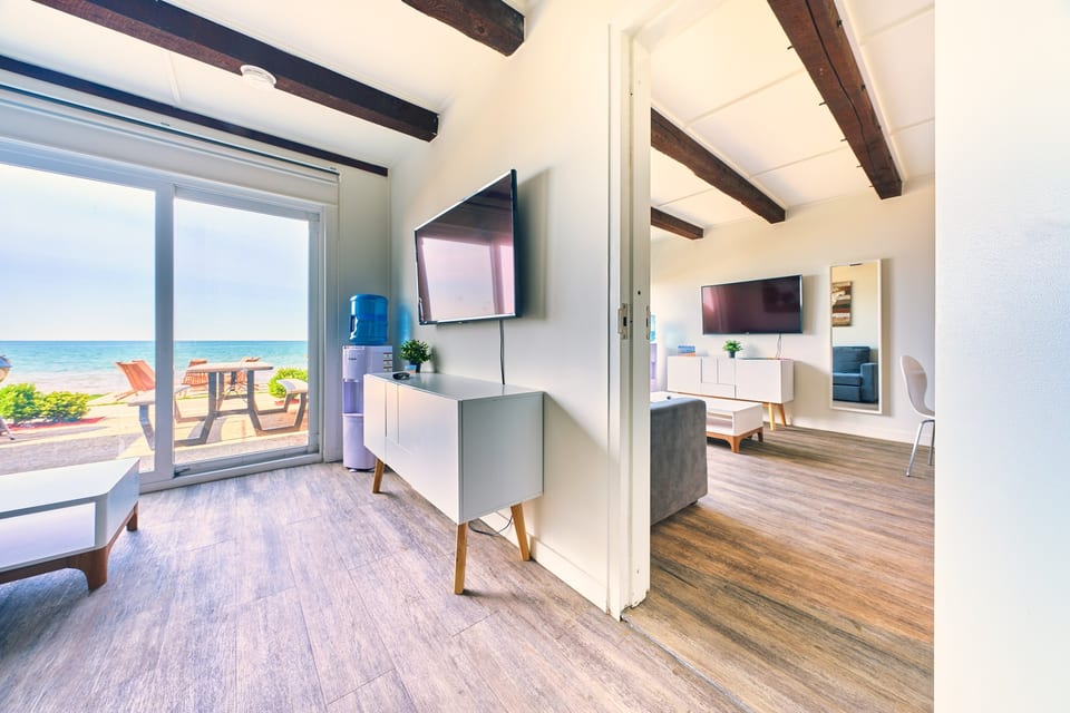 Suite 201 Door Open, The Long Beach Resort