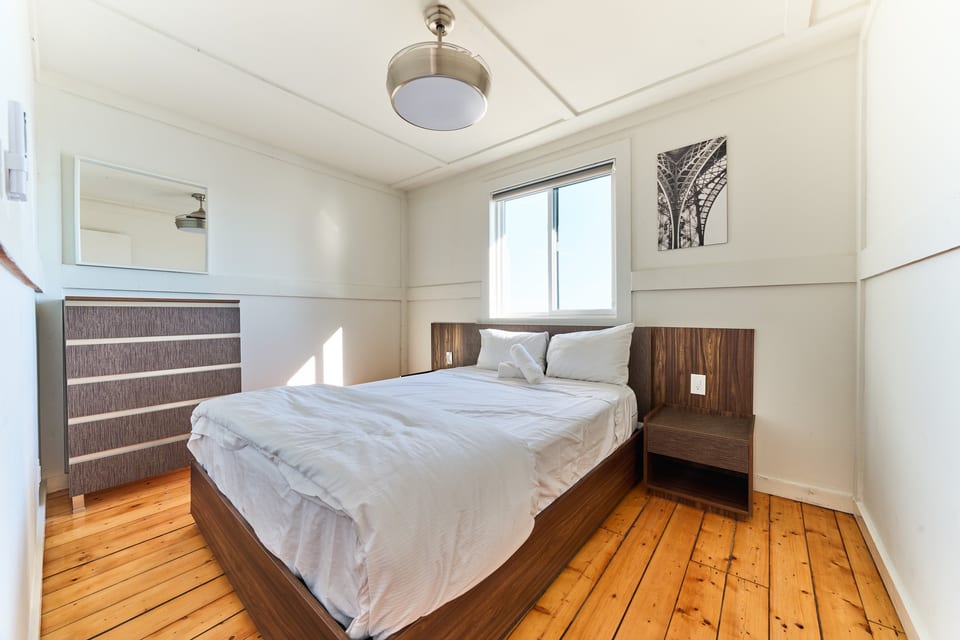 Suite 202, The Long Beach Resort