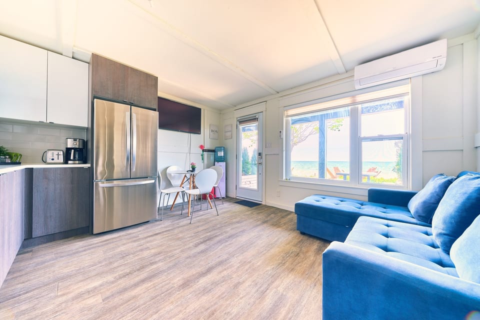 Suite 208 Interior, The Long Beach Resort