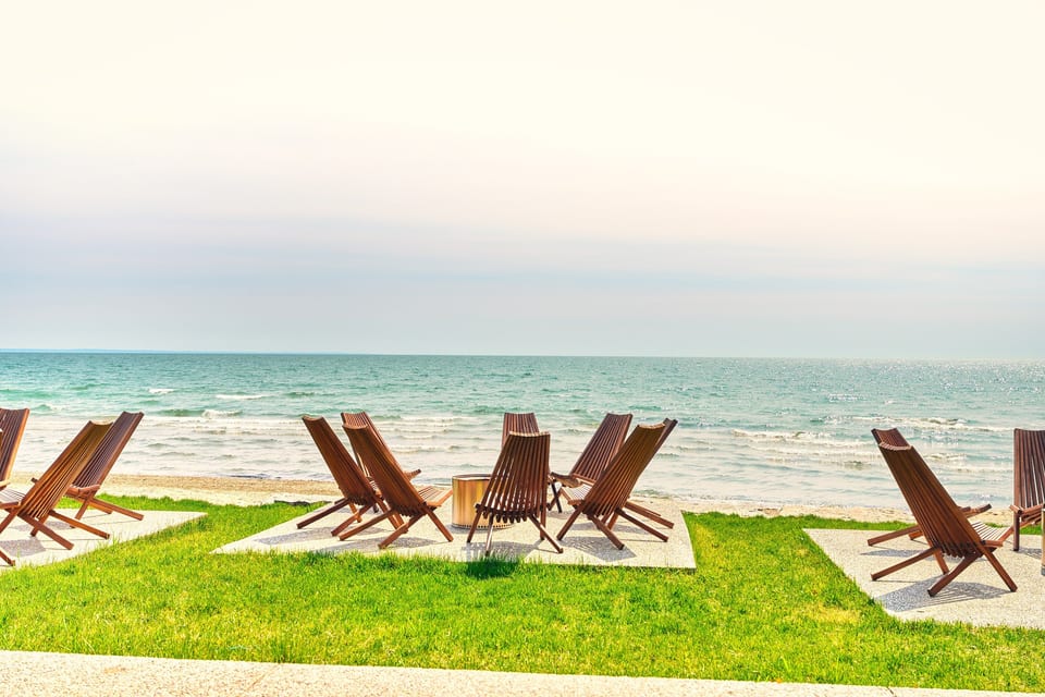 Suite 213 Outdoor, The Long Beach Resort